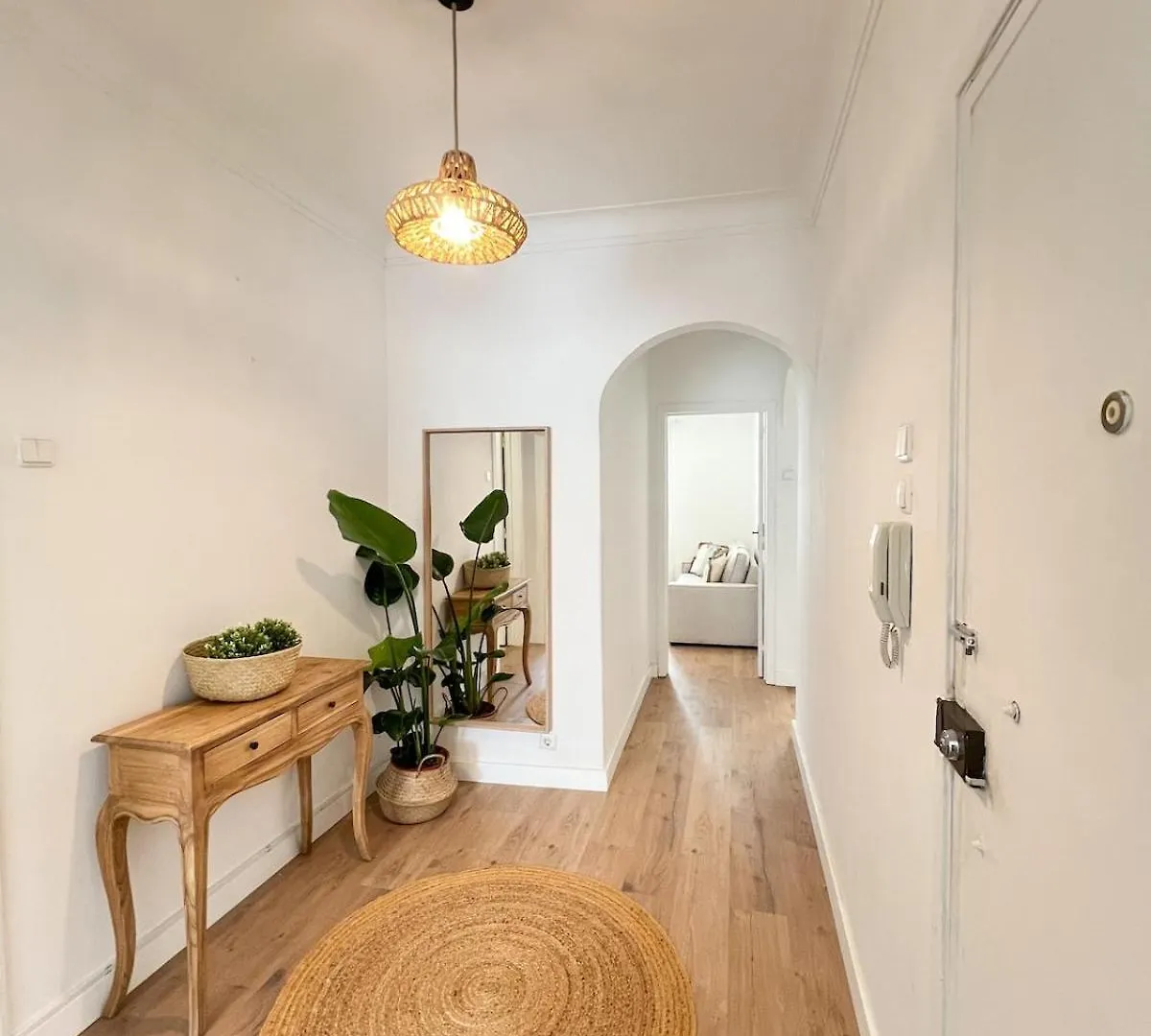 Lovely Apartment In The City Central With Terrace Lisbona